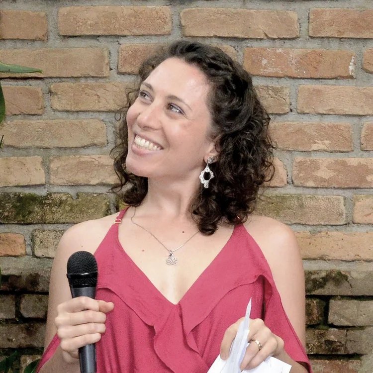 Retrato de Cláudia Sciré
